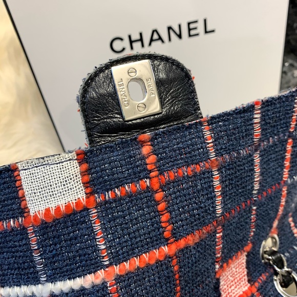 ❌SOLD❌Chanel checked tweed leather classic single flap SHW - Picture 5 of 11